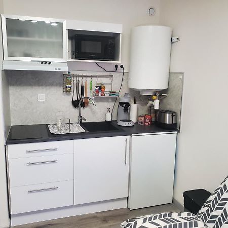 Joli Petit Studio Au Centre De Carry Le Rouet Appartement Buitenkant foto