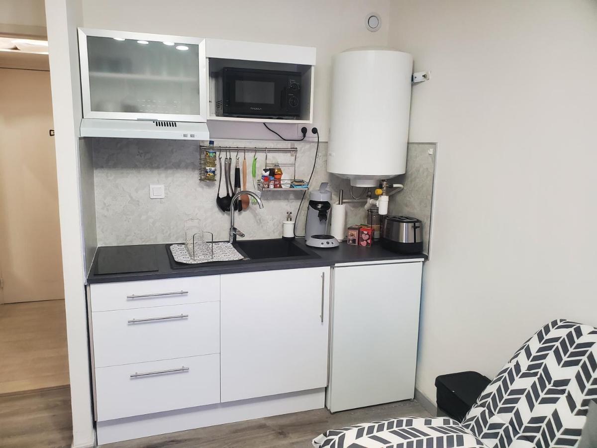 Joli Petit Studio Au Centre De Carry Le Rouet Appartement Buitenkant foto